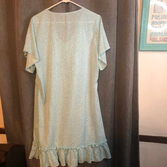 Woman’s spring Ruffled dress - Picture 5 of 9